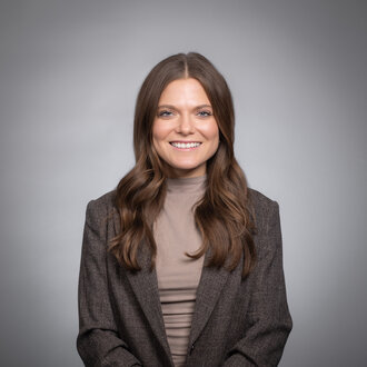 RMW-Headshots-003-8894.jpg