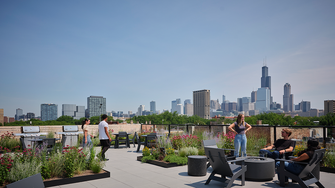 1002 Amenity Deck.png