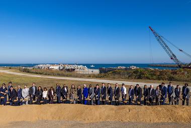 RMW-QuantumShoreGroundbreaking-0089-8459 Groundbreaking News Article.png