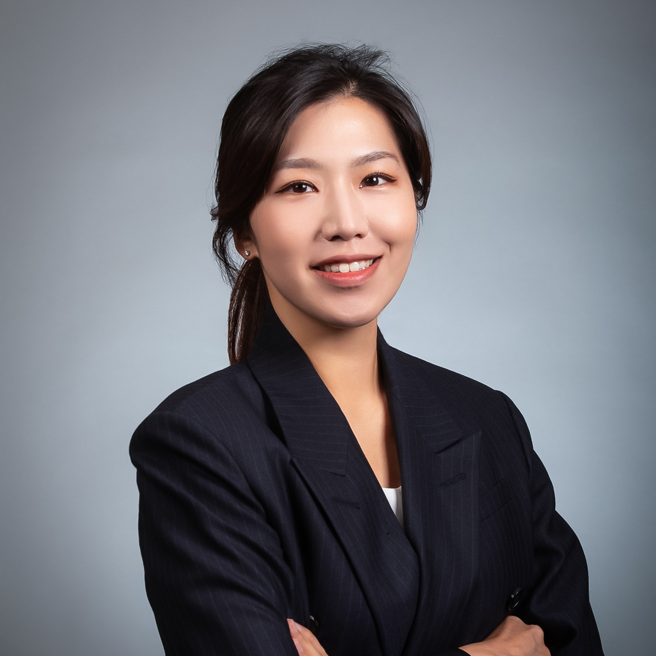 Headshot_Somin Lee.png